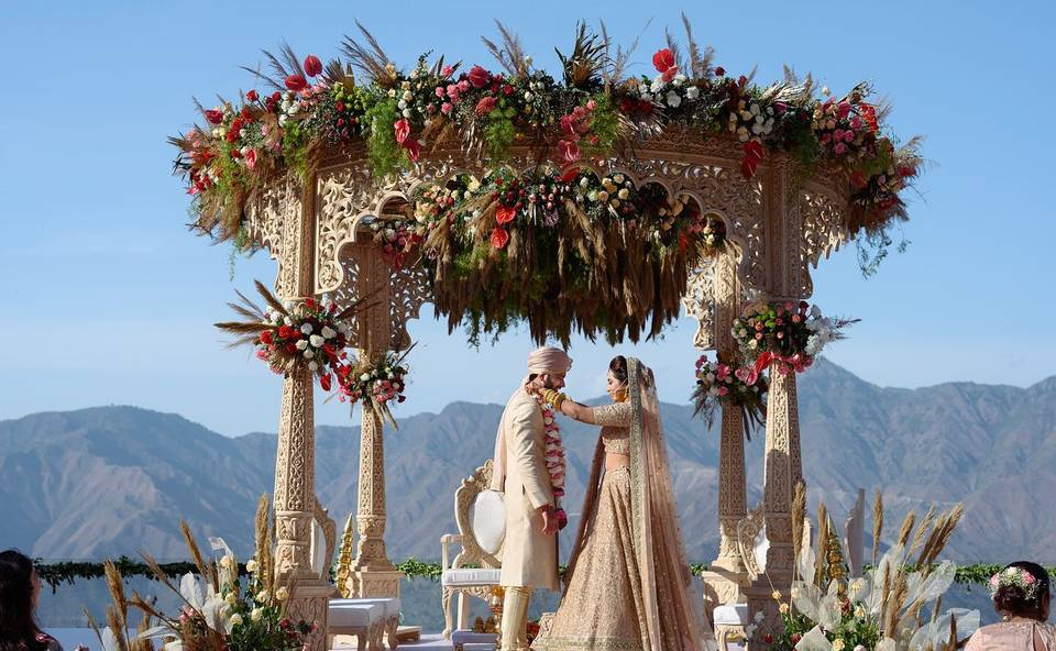 Destination Wedding Planners on Mountains